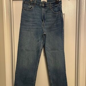 Abercrombie and Fitch The 90s Straight Ultra High Rise